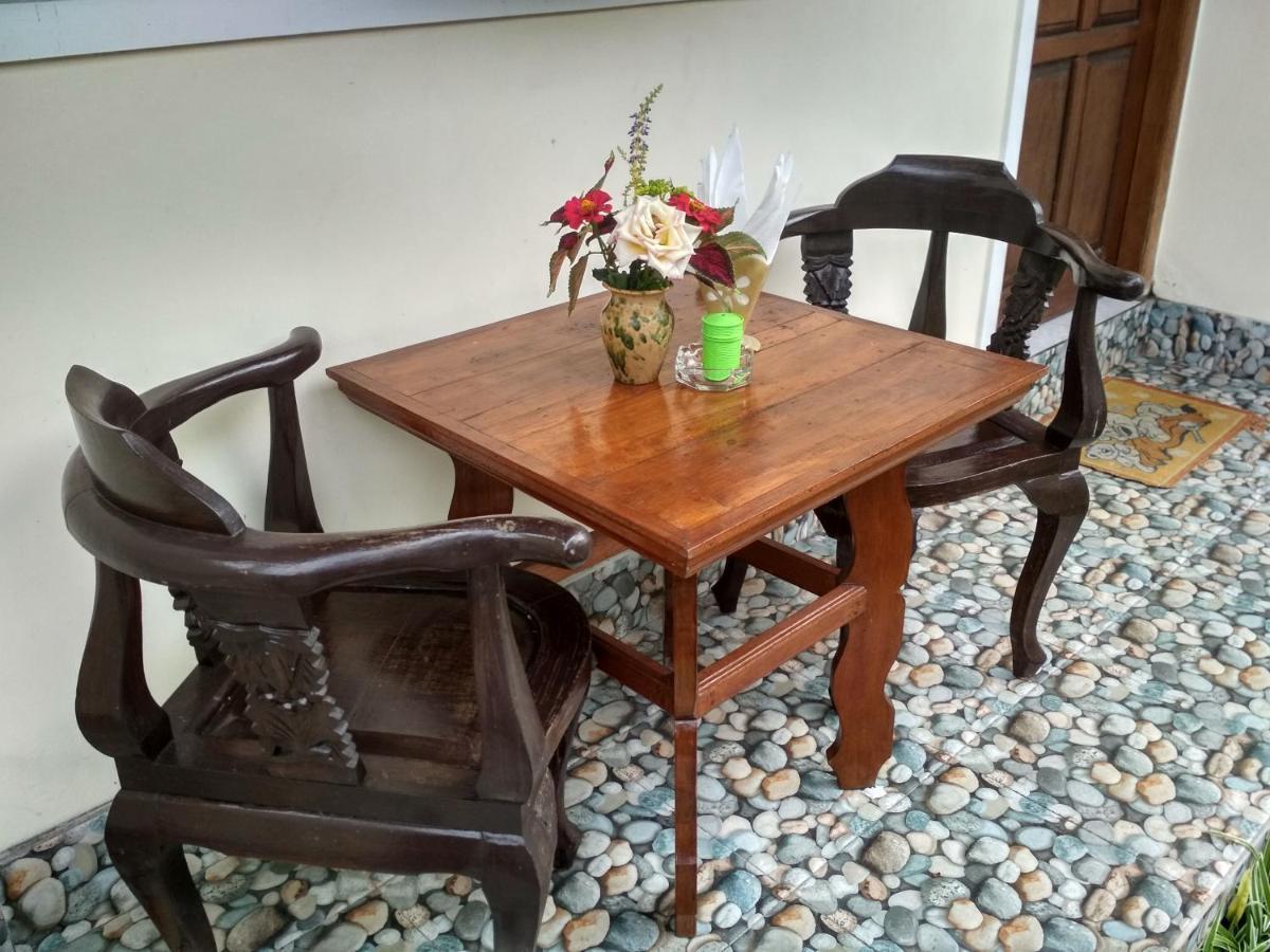 Made Homestay Munduk Exterior photo